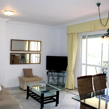 Piso Cerca De Puerto Banus 公寓