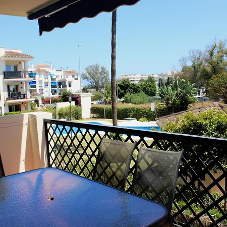 Piso Cerca De Puerto Banus 马尔韦利亚