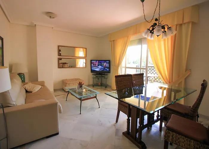 Piso Cerca De Puerto Banus * Marbella
