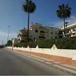 Piso Cerca De Puerto Banus Lejlighed